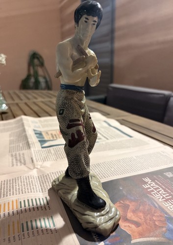 Statuina bruce lee resina - bruce, in
