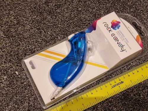 Nintendo wii nunchuck - u,